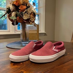 Vans Classic Slip-On Suede - Dry Rose/Embossed- Women’s Size 6